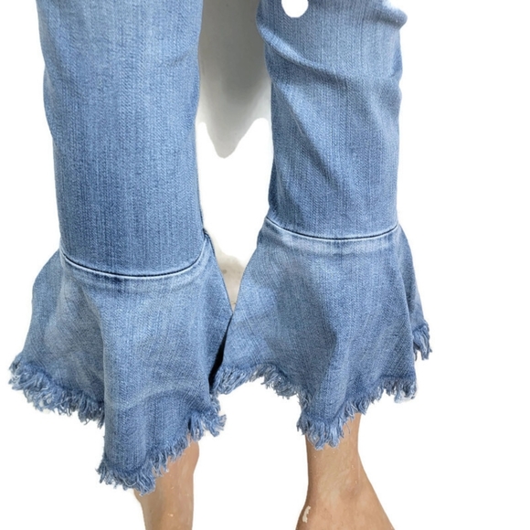 Blank Nyc Fancy That Low Rise Cropped Trumpet Flare Distressed Jeans - Picture 4 of 10